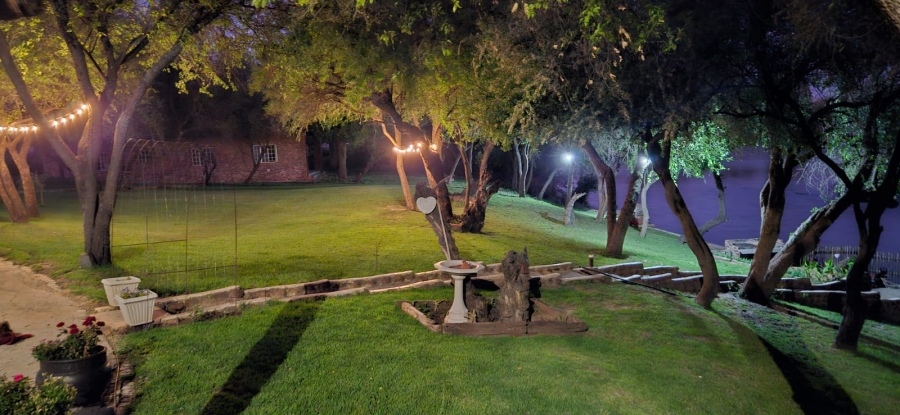 2 Bedroom Property for Sale in Potchefstroom Rural North West